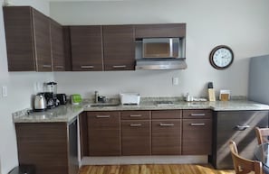 House | 1 bedroom, Internet - Arquimedes Deco - Colourful 1BR in Polanco (Mexico City)