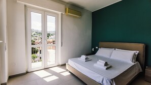 1 室のベッドルーム、アイロン / アイロン台、WiFi (無料)、ベッドシーツ