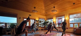 Sunflower Resort Arnica Cabin