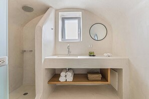 Handtücher, Seife, Shampoo, Toilettenpapier