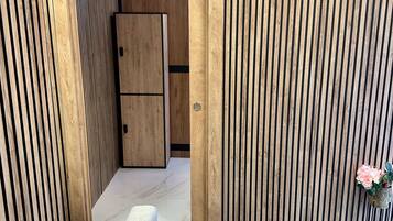 Comfort slaapzaal, gemengde slaapzaal | Verduisterende gordijnen, gratis wifi, beddengoed