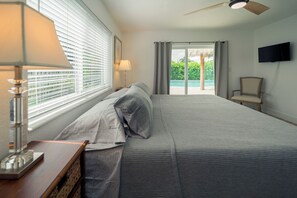 3 bedrooms, iron/ironing board, travel crib, free WiFi