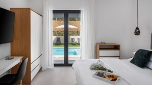 2 bedrooms, iron/ironing board, WiFi, bed sheets - NEW Apartment Villa Gironi with Pool and Jacuzzi (Tugare)