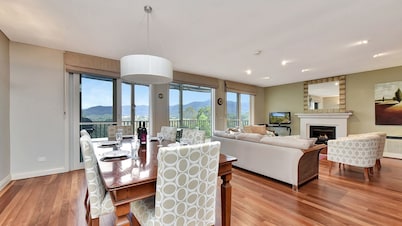 Villa 3br Gruner Veltliner located within Cypress Lakes Resort
