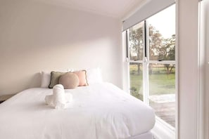 6 habitaciones, escritorio, tabla de planchar con plancha y wifi gratis