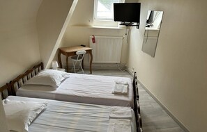 Soundproofing, free WiFi