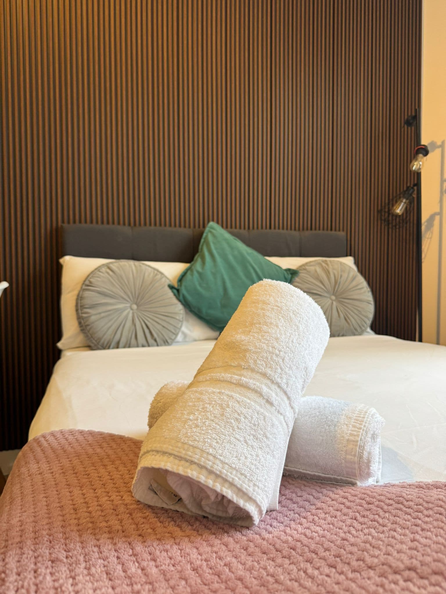 Superior Studio, Ensuite | Blackout drapes, iron/ironing board, free WiFi