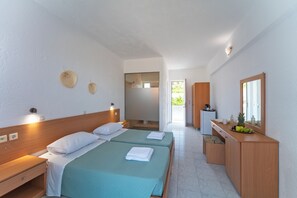 Interior - Yiasemi Faliraki rooms (Rhodes)