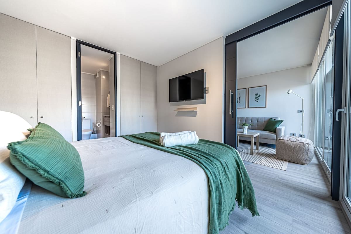 Superior Apartment, 1 Double Bed with Sofa bed (7) | 1 bedroom, premium bedding, down duvets, memory-foam beds