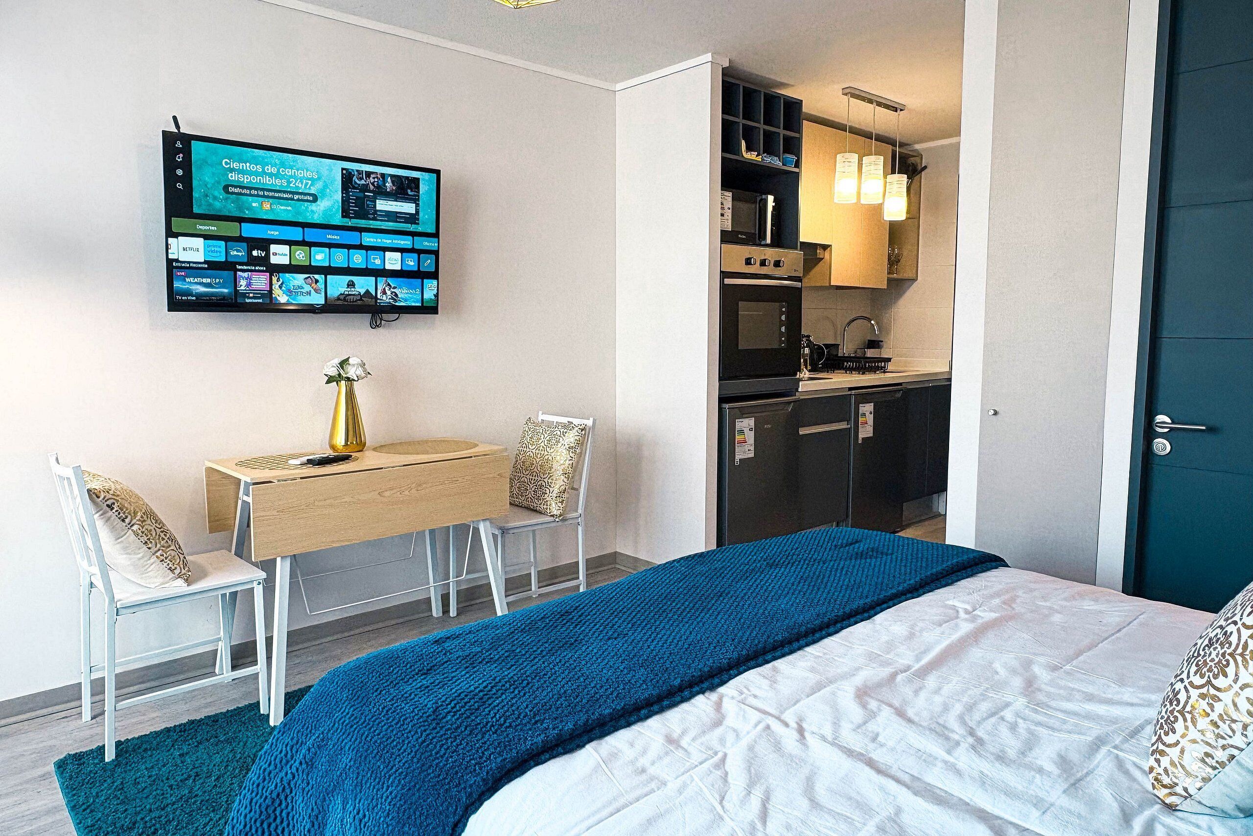 开间套房 (4) | 高档床上用品、羽绒被、记忆海绵床垫、特色装修