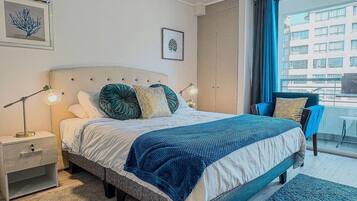 Studio suite (4) | Luxe beddengoed, donzen dekbedden, bedden met traagschuimmatras