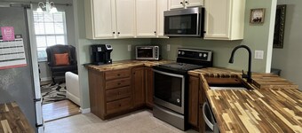 Fabulous Five Forks Residence near EVERYTHING!