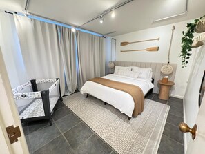 2 quartos, ferros/tábuas de passar roupa, Wi-Fi de cortesia