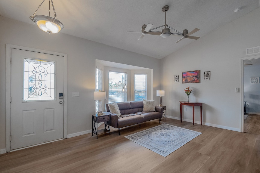 Disney Castle Cove - Private Pool & Community Boat Ramp Close To Legoland - Winter Haven