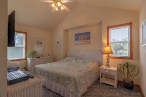 5 habitaciones, internet y ropa de cama