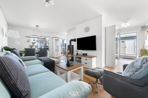 Smart TV, fireplace, DVD player - Maltes-ostseekoje! Ihre Ferienwohnung in Olpenitz Hunde Willlkommen (Kappeln)