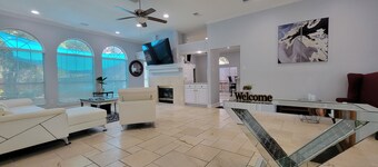 Large Home 3Beds + 1 Studio with 2.5 Bath, New Renovation Nicely One Story Home