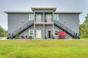 Exterior - 13 Mi to Beaches: Pet-Friendly Condo in Palmetto! (Palmetto)