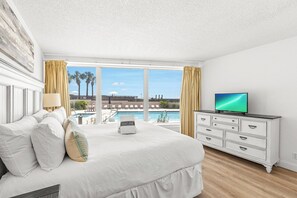 1 多间卧室、上网接入、床单