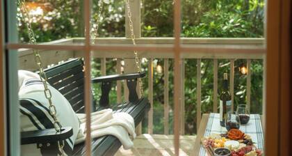 Chalet near Boone, Blowing Rock, Ski Resorts, App St. w/ Mt Views, Pool, Firepit