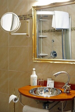 Room - Art Hotel Sonnenhof (Hanau)