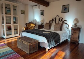 Phòng Deluxe, quang cảnh núi | Nệm cao su hoạt tính (memory foam), trang trí khác biệt 
