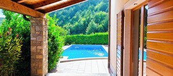Villa Dol- a 4-star Villa with Jacuzzi, Sauna & Fireplace in the Heart of Istria
