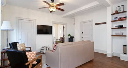 Downtown Knoxville Condo near UT
