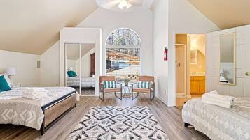 4 bedrooms, iron/ironing board, travel crib, free WiFi