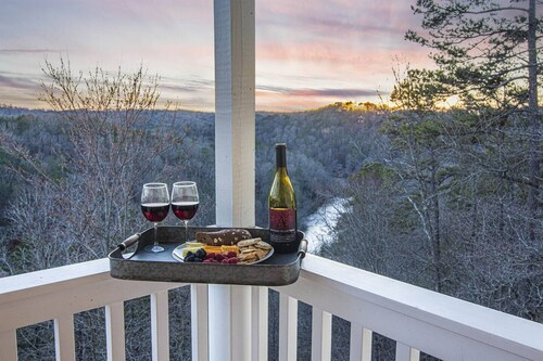Ellijay Summer Escape | Hot Tub & Pets - Sleeps 15