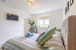 2 Schlafzimmer, Bügeleisen/Bügelbrett, Internetzugang, Bettwäsche