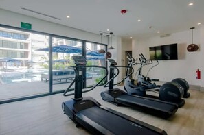 Fitness facility - Playa del Carmen: Private Balcony and Beach Access (Playa del Carmen)