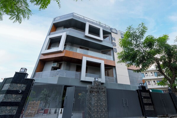 Front of property - Letstay Business Suite (Noida)