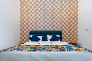 Standard Room | Free WiFi - Letstay Business Suite (Noida)