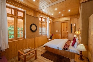 TIRTHAN ROYAL SUITE