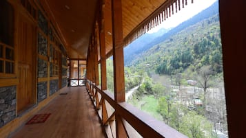 GREAT HIMALAYAN MUD COTTAGE | Balcony view