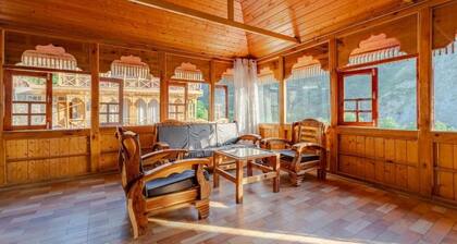 Tirthan Village Resort