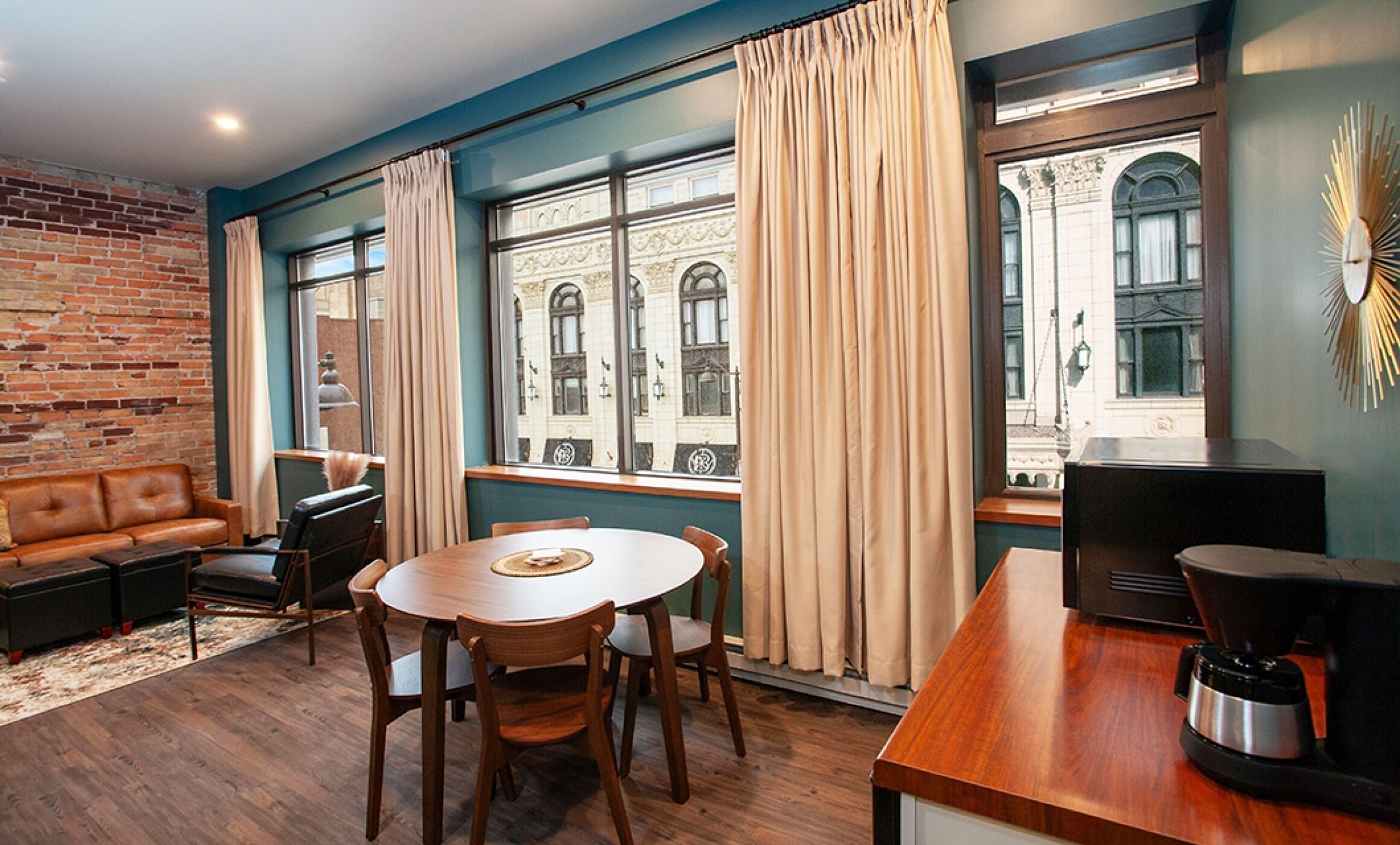 NEW! Suite 8, Premium Location+ Great Design