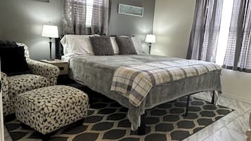 2 chambres, fer et planche à repasser, Wi-Fi gratuit, draps fournis