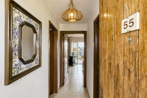 Interior - Beautiful apartment with pool and view (Sant Antoni de Calonge)