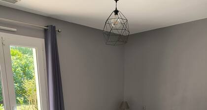 Maison dans les vignes avec 5 chambres et piscine