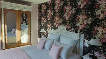 3 Schlafzimmer, Schreibtisch, Bügeleisen/Bügelbrett, kostenloses WLAN