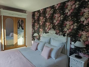 3 chambres, bureau, fer et planche à repasser, Wi-Fi gratuit