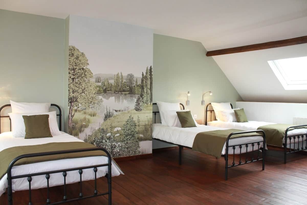 3 chambres, bureau, fer et planche à repasser, Wi-Fi gratuit