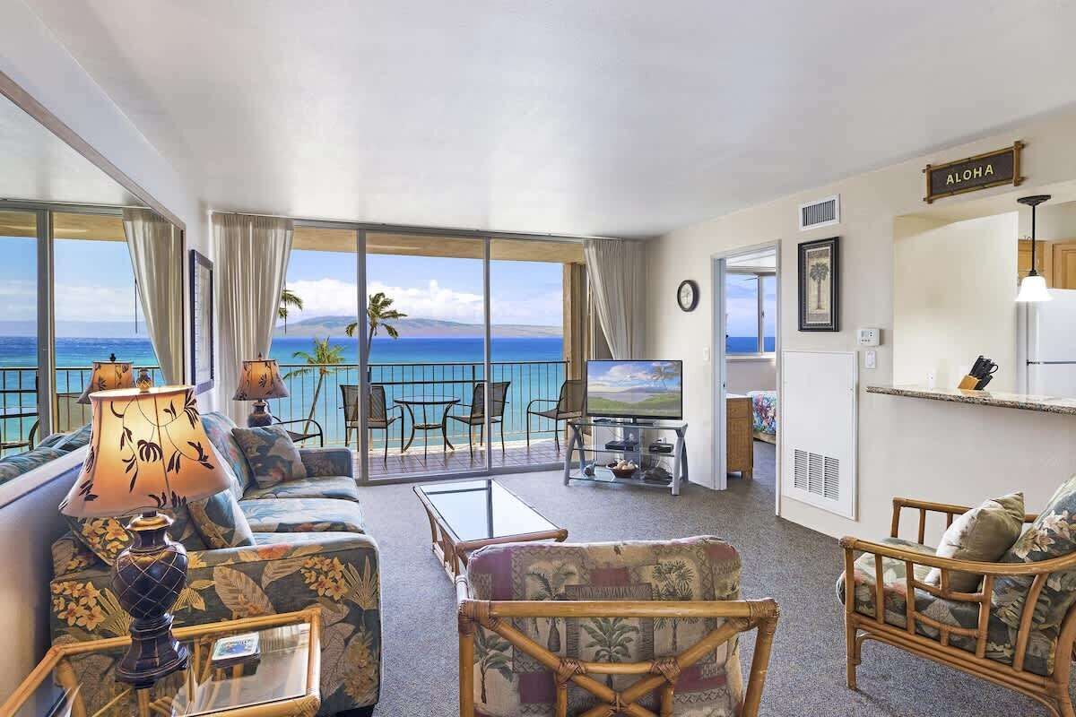 Smart TV, mesa de pingue-pongue