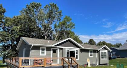 New West Battle Lake Home, perfect for large gatherings, reunions, and retreats!