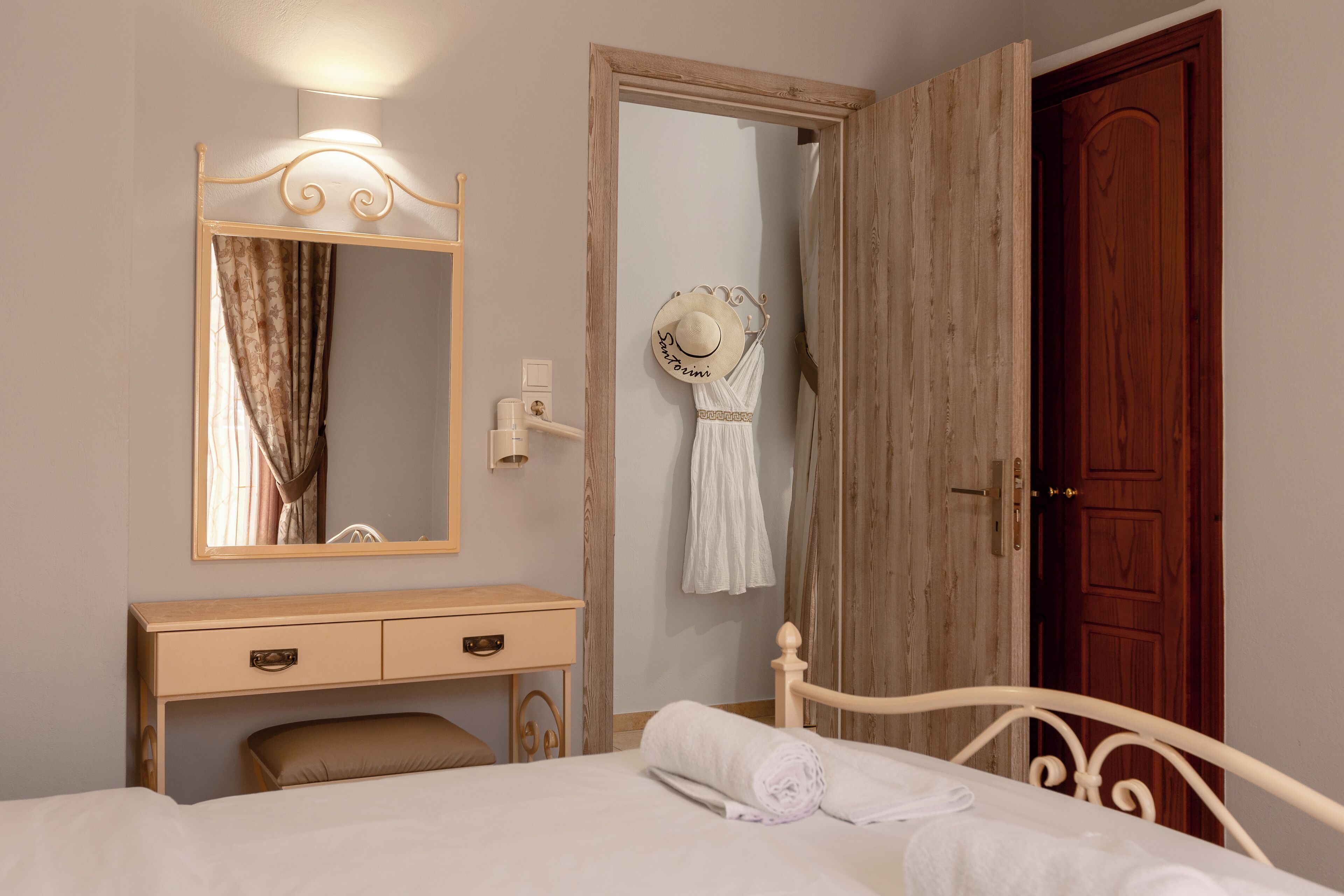 Photo - Polydefkis Hotel