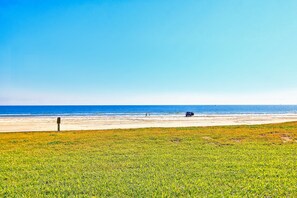 On the beach - Gulfstream Condos Unit 117 | Pool & Hot Tub | Beachfront Patio (Corpus Christi)