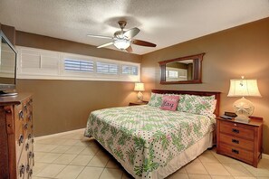 2 bedrooms, iron/ironing board, travel cot, free WiFi