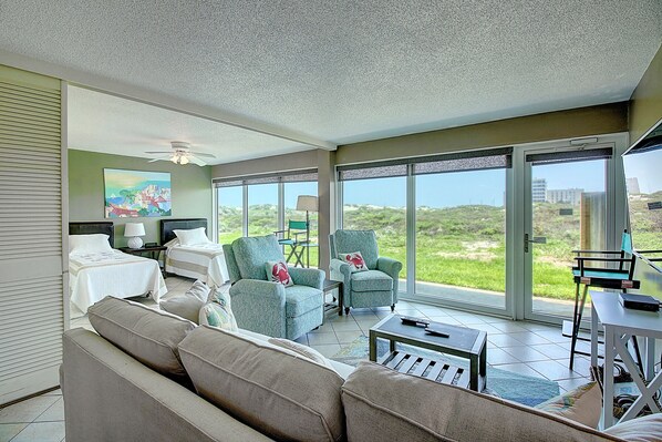 2 sovrum, strykjärn/strykbräda, resesäng och gratis wi-fi